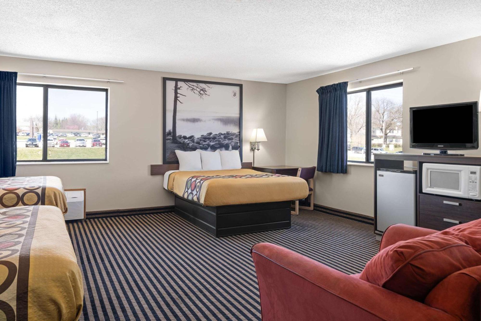 Hotel Super 8 By Wyndham Humboldt Exterior foto